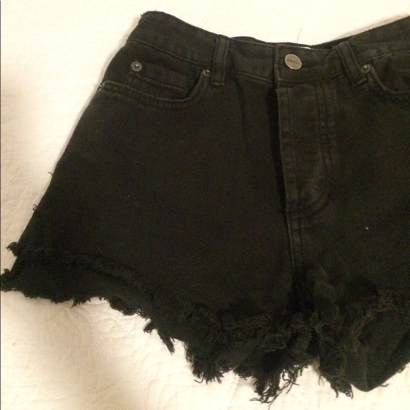 Amuse Society Shorts - Picture 4 of 4